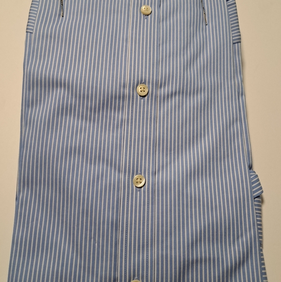 Shirt - Picture 2 of 6